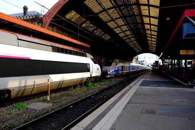 Free download tgv 1 and 2 trailer old and new free picture to be edited with GIMP free online image editor