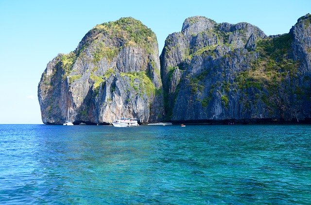 Descărcare gratuită Thailand Rocks Sea - fotografie sau imagini gratuite pentru a fi editate cu editorul de imagini online GIMP