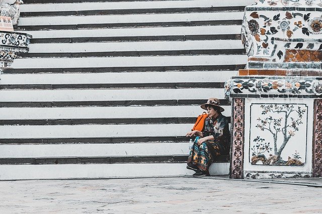 Tayland Tapınağı Buda'yı ücretsiz indirin - GIMP çevrimiçi resim düzenleyici ile düzenlenecek ücretsiz fotoğraf veya resim