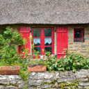 Thatched roof house and red door  screen for extension Chrome web store in OffiDocs Chromium