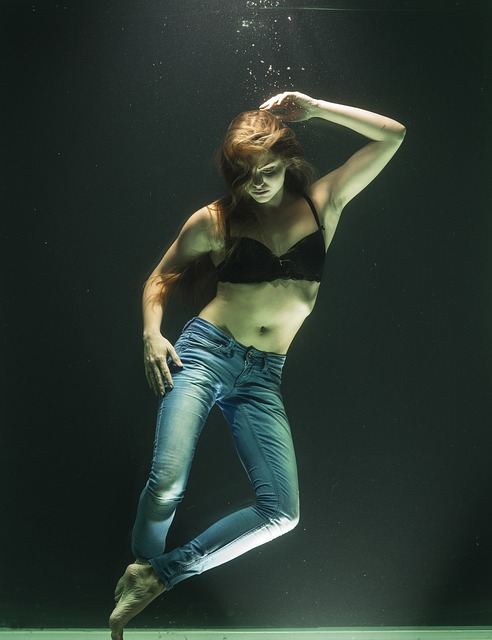 Free download that drowning fashion model free picture to be edited with GIMP free online image editor