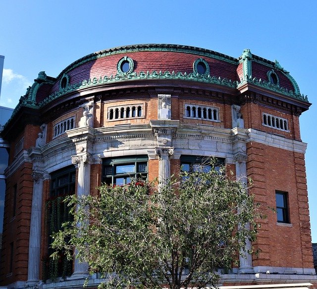 Bezpłatne pobieranie teatru capitole place d youville darmowe zdjęcie do edycji za pomocą bezpłatnego internetowego edytora obrazów GIMP