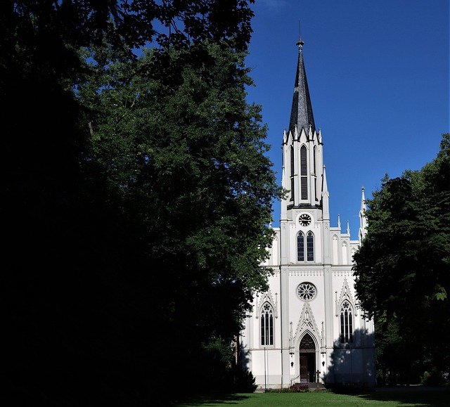 دانلود رایگان تصویر کلیسای سنت مارتین بد ems برای ویرایش با ویرایشگر تصویر آنلاین رایگان GIMP