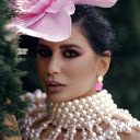 The ivory neck  screen for extension Chrome web store in OffiDocs Chromium