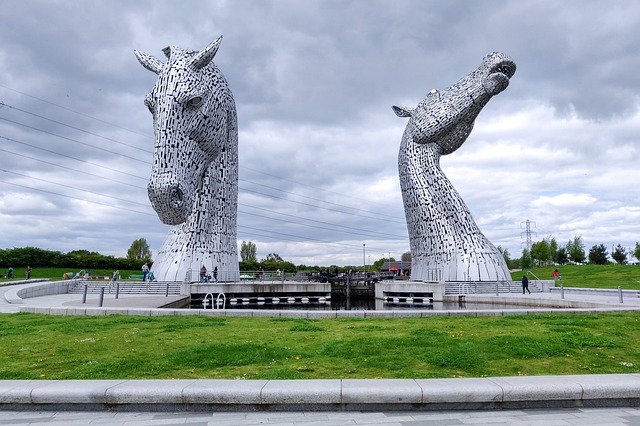 Gratis download The Kelipes Scotland Sculpture - gratis gratis foto of afbeelding om te bewerken met GIMP online afbeeldingseditor