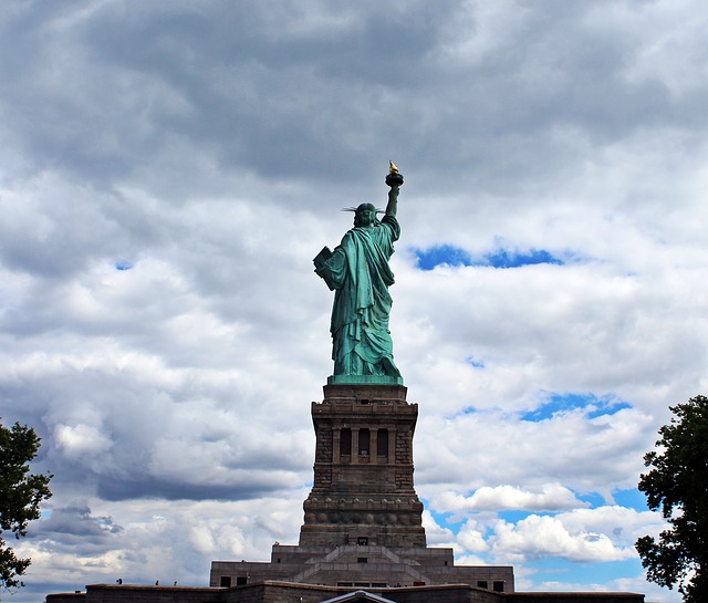 Free download the liberty statue of liberty free picture to be edited with GIMP free online image editor