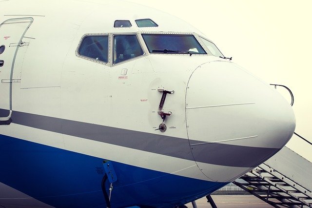 ດາວ​ໂຫຼດ​ຟຣີ The Plane Airport Boeing - ຮູບ​ພາບ​ຟຣີ​ຫຼື​ຮູບ​ພາບ​ທີ່​ຈະ​ໄດ້​ຮັບ​ການ​ແກ້​ໄຂ​ກັບ GIMP ອອນ​ໄລ​ນ​໌​ບັນ​ນາ​ທິ​ການ​ຮູບ​ພາບ​