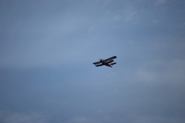 Unduh gratis The Plane Sky Aviation - foto atau gambar gratis untuk diedit dengan editor gambar online GIMP
