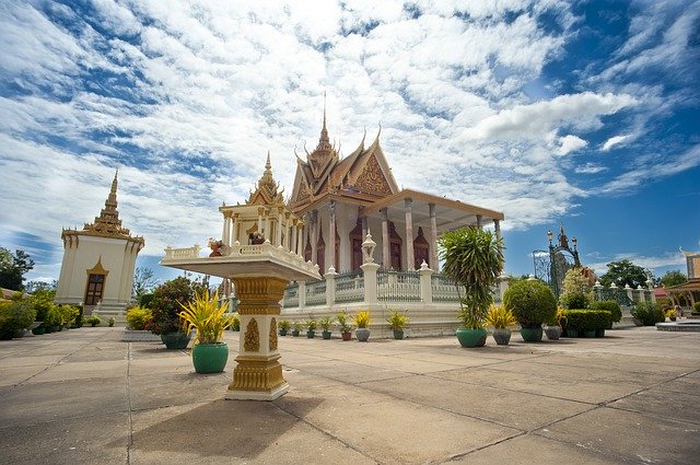 Muat turun percuma The Silver Pagoda Sour - foto atau gambar percuma untuk diedit dengan editor imej dalam talian GIMP