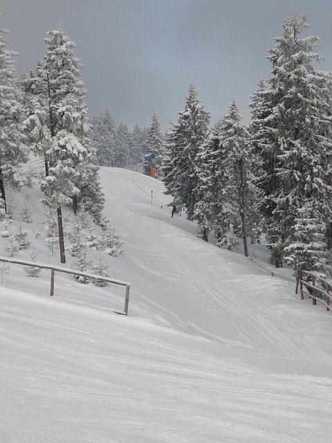 Gratis download The Ski Slope Winter Mountains gratis fotosjabloon om te bewerken met GIMP online afbeeldingseditor