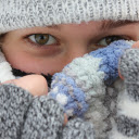 The winter girl  screen for extension Chrome web store in OffiDocs Chromium