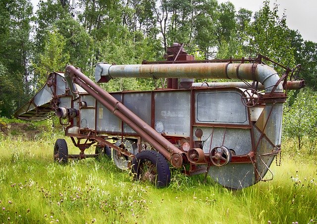 Free download Threshing Machine Antique Old Farm -  free photo or picture to be edited with GIMP online image editor