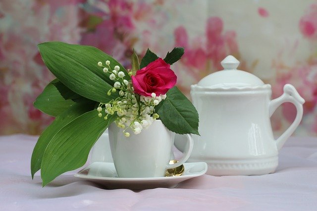 Free download Thrush Bouquet Lily-Of-The-Valley -  free photo or picture to be edited with GIMP online image editor