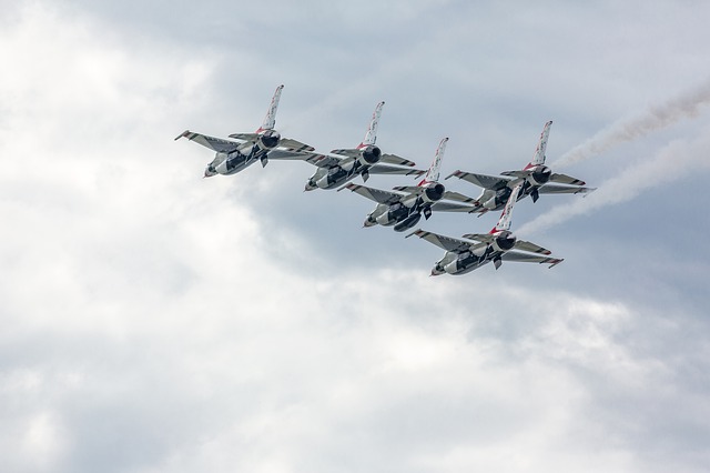 Free download thunderbirds demonstration f16 free picture to be edited with GIMP free online image editor