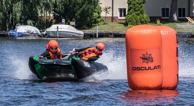 ດາວໂຫລດຟຣີ Thunder Cat Motor Boat Race Water - ຮູບພາບຫຼືຮູບພາບທີ່ບໍ່ເສຍຄ່າເພື່ອແກ້ໄຂດ້ວຍບັນນາທິການຮູບພາບອອນໄລນ໌ GIMP