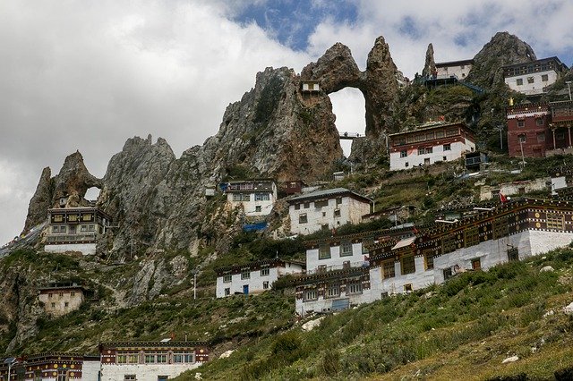 הורדה חינם Tibet Plateau Travel - תמונה או תמונה בחינם לעריכה עם עורך התמונות המקוון GIMP