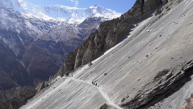 Скачать бесплатно Tilicho Lake Trekking - бесплатное фото или изображение для редактирования с помощью онлайн-редактора изображений GIMP