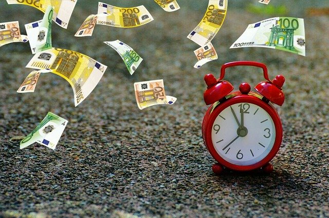 Download gratuito Time Is Money The Eleventh Hour - illustrazione gratuita da modificare con l'editor di immagini online gratuito GIMP