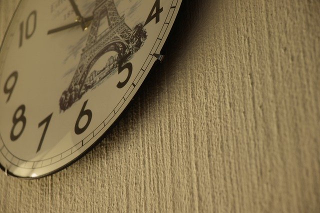 Kostenloser Download Time Wall Clock - kostenloses kostenloses Foto oder Bild zur Bearbeitung mit GIMP Online-Bildbearbeitung