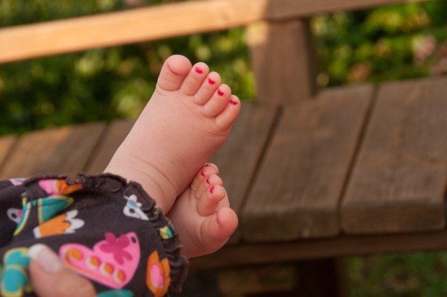 Free download Toes Polish Cute -  free photo or picture to be edited with GIMP online image editor