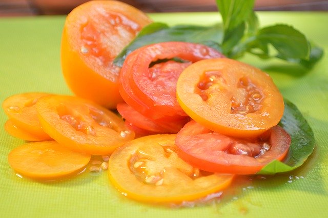Безкоштовно завантажте Tomatoes Green Pea - безкоштовну фотографію або зображення для редагування за допомогою онлайн-редактора зображень GIMP