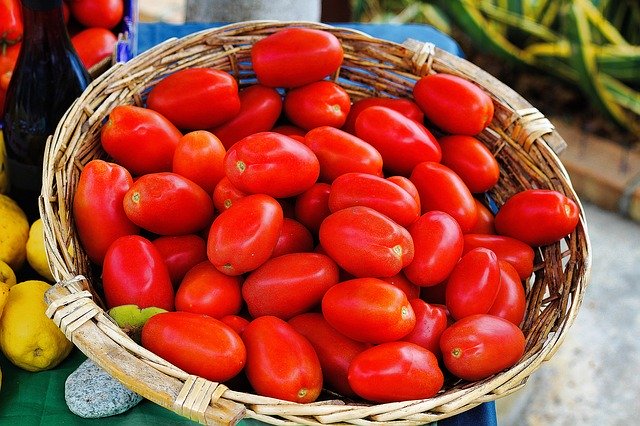 Free download Tomatoes Vegetables Food -  free photo or picture to be edited with GIMP online image editor