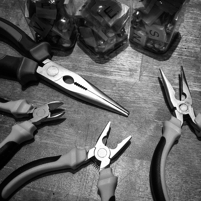 Template Photo Tools Black And White Pliers -  for OffiDocs
