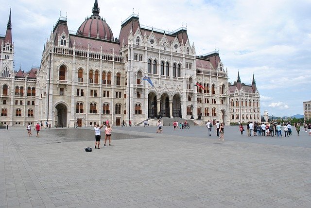 免费下载Tourism Downtown Capital - 可使用GIMP 在线图像编辑器编辑的免费照片或图片