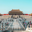Tourists visit historical sites  screen for extension Chrome web store in OffiDocs Chromium
