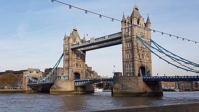 Бесплатно скачать Тауэрский мост Лондон Темза - бесплатно фото или картинку для редактирования с помощью онлайн-редактора GIMP