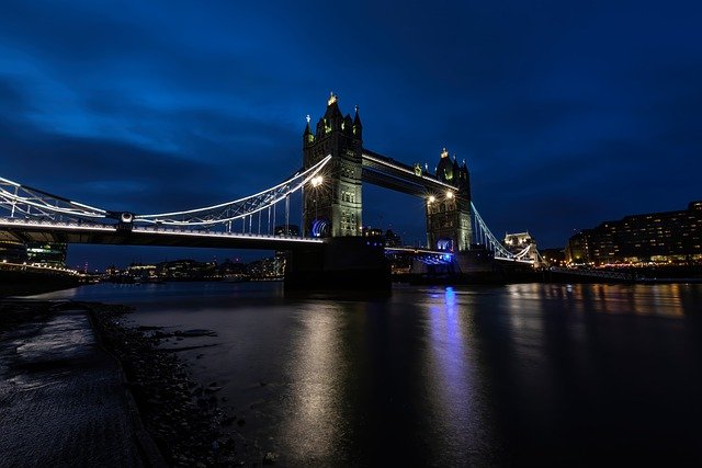 Бесплатно скачать тауэрский мост река лондон бесплатное изображение для редактирования с помощью бесплатного онлайн-редактора изображений GIMP