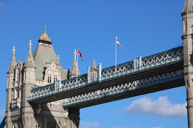 Free download Tower Bridge Uk Britain -  free photo or picture to be edited with GIMP online image editor