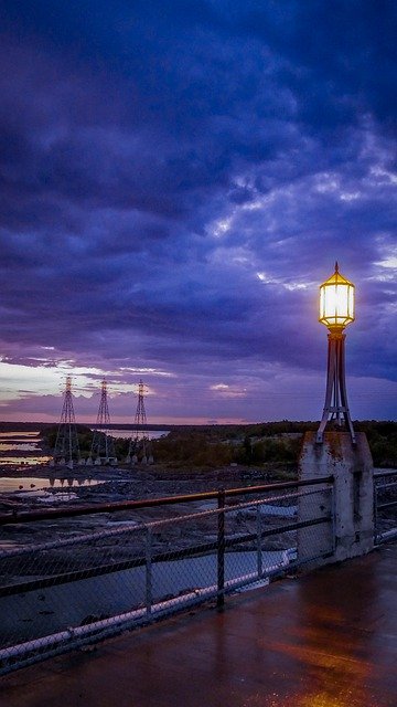 ดาวน์โหลดฟรี Towers Night Dark - ภาพถ่ายหรือรูปภาพฟรีที่จะแก้ไขด้วยโปรแกรมแก้ไขรูปภาพออนไลน์ GIMP