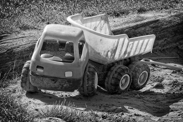 ດາວໂຫຼດຟຣີ Toys Truck Vehicle Children - ຮູບພາບຫຼືຮູບພາບທີ່ບໍ່ເສຍຄ່າເພື່ອແກ້ໄຂດ້ວຍຕົວແກ້ໄຂຮູບພາບອອນໄລນ໌ GIMP