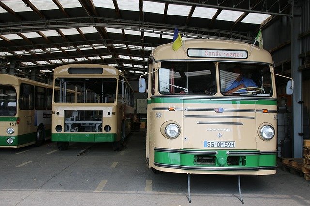 Free download trackless trolley trolley bus free picture to be edited with GIMP free online image editor