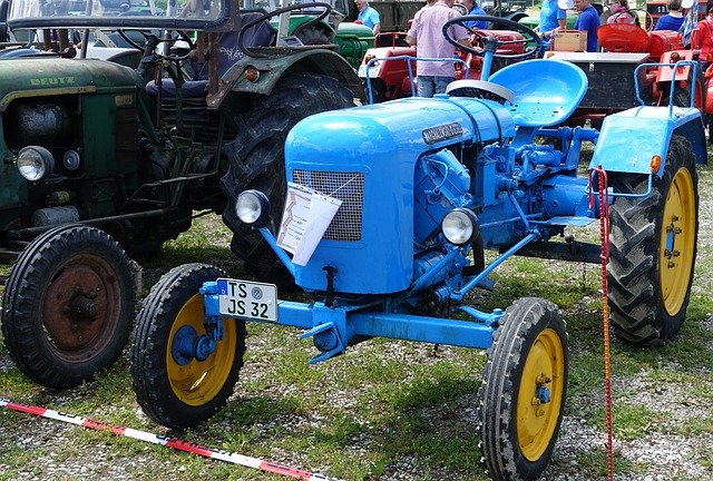 Free download Tractor Bulldog Old -  free photo or picture to be edited with GIMP online image editor