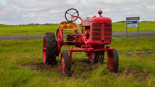 Free download tractor landscape iceland free picture to be edited with GIMP free online image editor
