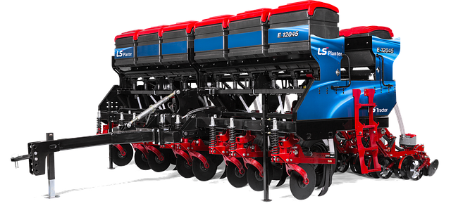 Free download Tractor Ls Trator -  free photo or picture to be edited with GIMP online image editor