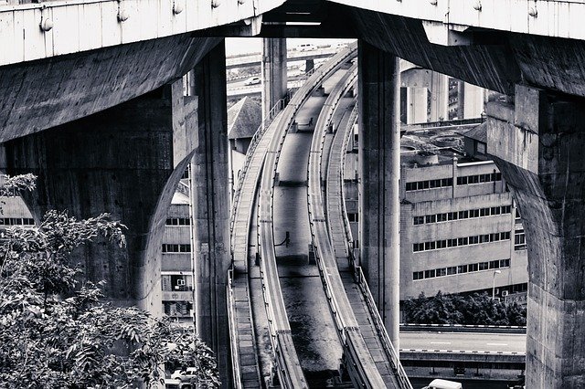 Скачать бесплатно Traffic Chongqing Tracks Black And - бесплатное фото или изображение для редактирования с помощью онлайн-редактора GIMP