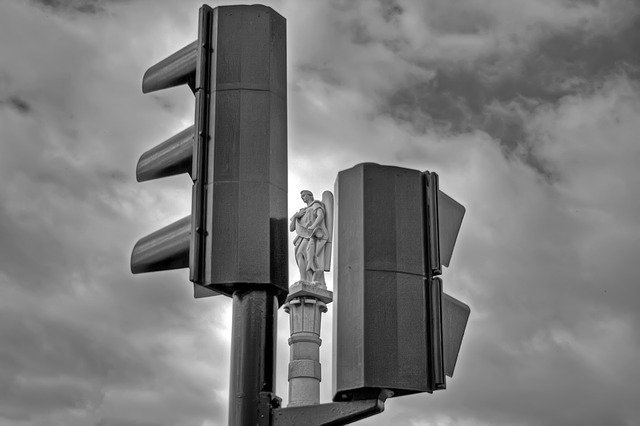 Free picture Traffic Light Statue Double White -  to be edited by GIMP free image editor by OffiDocs