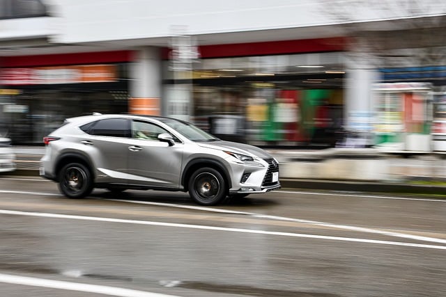 Free download traffic road car toyota lexus free picture to be edited with GIMP free online image editor