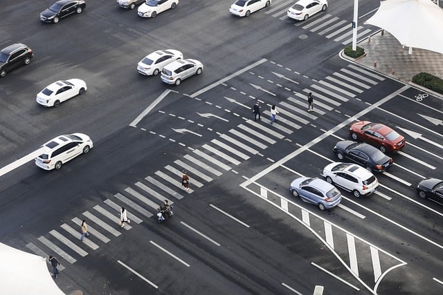 無料ダウンロード交通道路歩行者秋GIMP無料オンライン画像エディターで編集できる無料画像