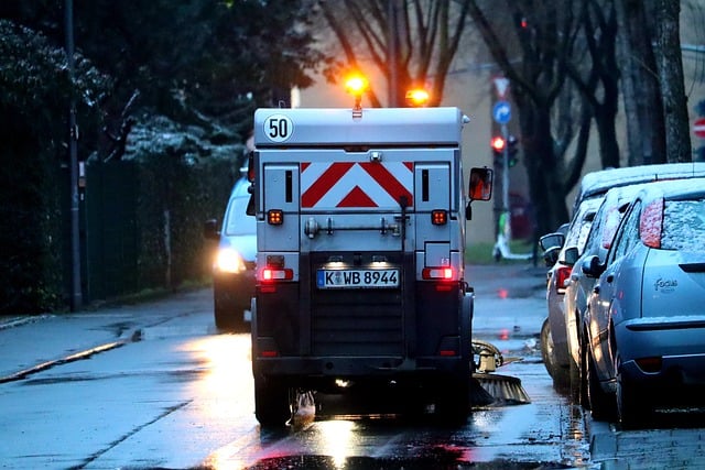 Free download traffic street cleaning sweeper free picture to be edited with GIMP free online image editor