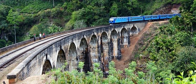 Free download train 9 arch bridge ella railway free picture to be edited with GIMP free online image editor