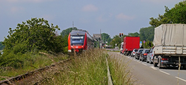 Free download train has right of way free picture to be edited with GIMP free online image editor