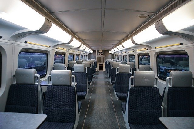 Muat turun percuma Train Interior Inside - foto atau gambar percuma untuk diedit dengan editor imej dalam talian GIMP