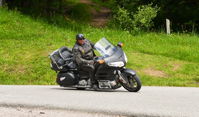 Free download transport motorcycle helmet honda free picture to be edited with GIMP free online image editor