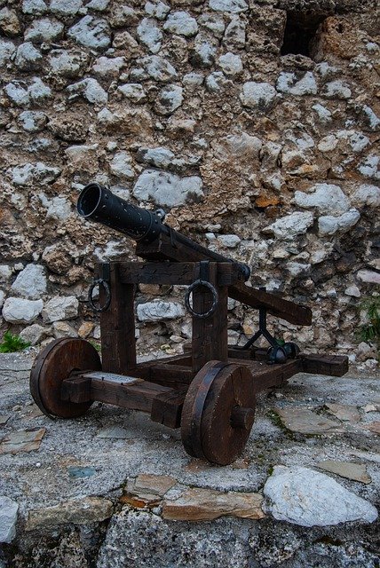 Free download travnik cannon gun weapon defense free picture to be edited with GIMP free online image editor