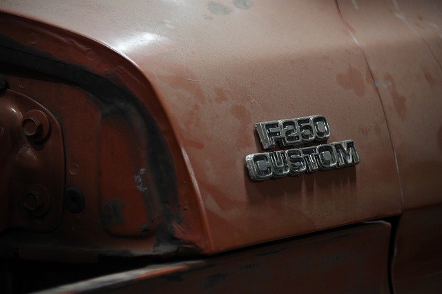 Free graphic truck f250 emblem vintage bodyshop to be edited by GIMP free image editor by OffiDocs