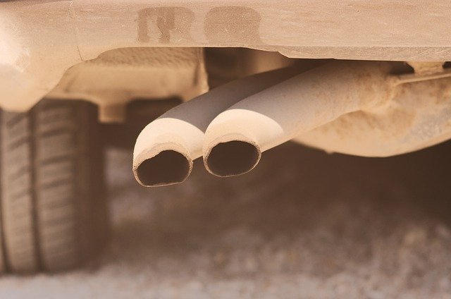 Descărcare gratuită Trumpet Car Exhaust - fotografie sau imagini gratuite pentru a fi editate cu editorul de imagini online GIMP